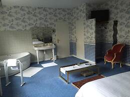 Hotel Joly