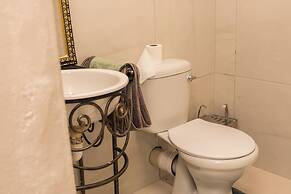 Mauya Guesthouse