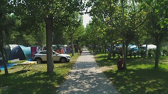 Happy Camp in Camping Village Paestum