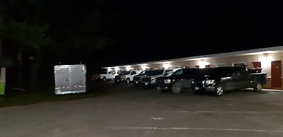 Pine Grove Motel