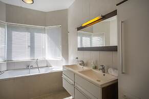 Blue Bay Beach Apartments