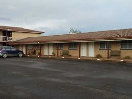 Overlander Motor Lodge
