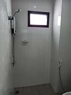 V2 hotel