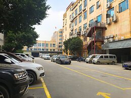 Guangzhou Helong Hotel