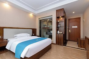 Guangzhou Helong Hotel