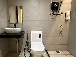 OYO 89568 Mangrove Hotel