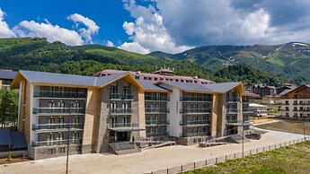 Crystal Resort
