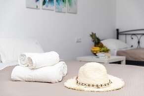 Depis Luxury Suites