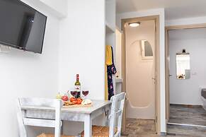 Depis Luxury Suites