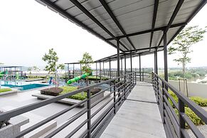 Rex Ollie The Edge Residence