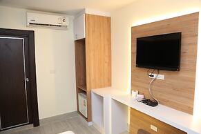 Rose Nana Hotel