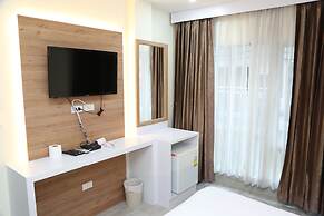 Rose Nana Hotel