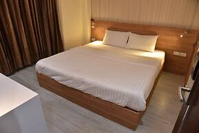 Rose Nana Hotel