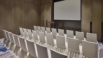 Crowne Plaza Wuhan Development Zone by IHG