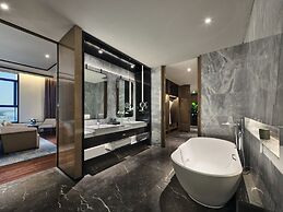 Crowne Plaza Wuhan Development Zone by IHG