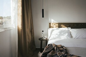 Alava Suites