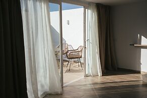 Alava Suites