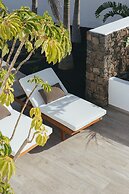 Alava Suites