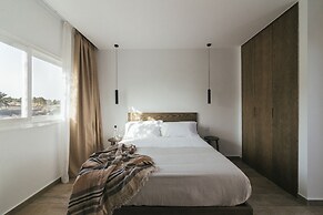Alava Suites