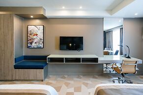 Zuri Hotel