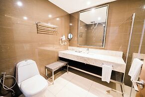 Zuri Hotel