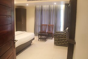 Hotel Serene Palace