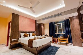 Hotel Serene Palace