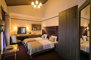 Vertex hotel