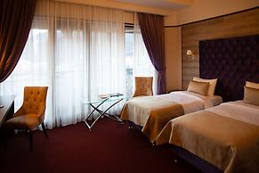 Vertex hotel