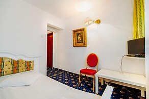 Hotel Cetate