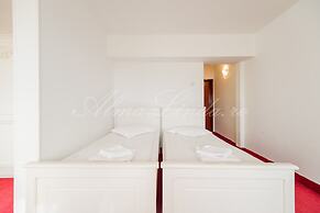 Hotel Cetate