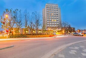 Hotel Cetate