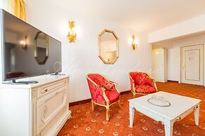 Hotel Cetate