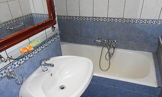 Hotel Cetate