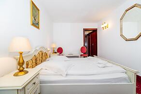 Hotel Cetate