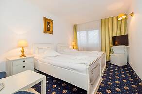 Hotel Cetate