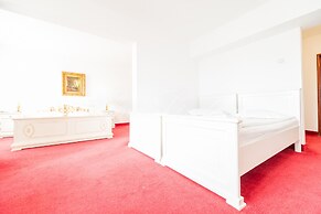 Hotel Cetate