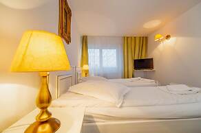 Hotel Cetate