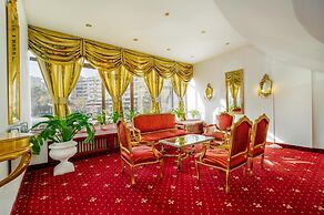 Hotel Cetate