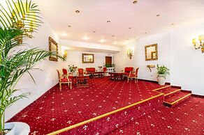 Hotel Cetate