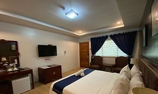 Marand Beach Resort