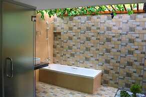 Marand Beach Resort