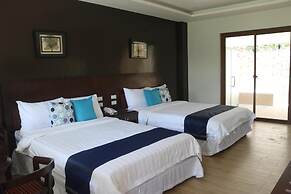 Marand Beach Resort