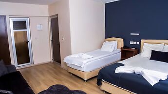 Hotel Cesmeli