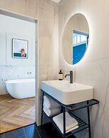 Villa Albi - Machne Yehuda Hotel