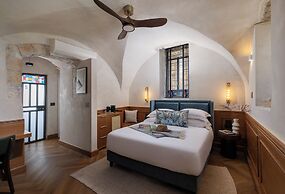 Villa Albi - Machne Yehuda Hotel