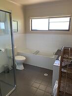 Woolshed Hill Estate