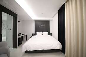 Zam 101 Hotel