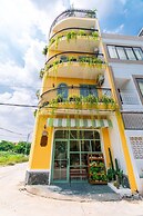 Nang House Homestay