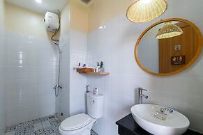 Nang House Homestay